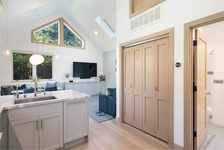 New Guesthouse In Redwood City - San Mateo, CA