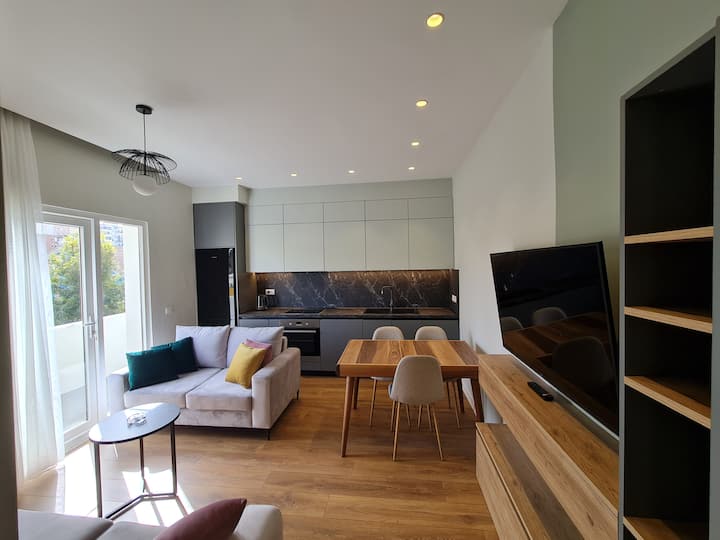 Adore - Modern Apartment - Tirana