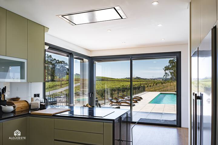 Quinta da Estima | House & Farm gallery image 3