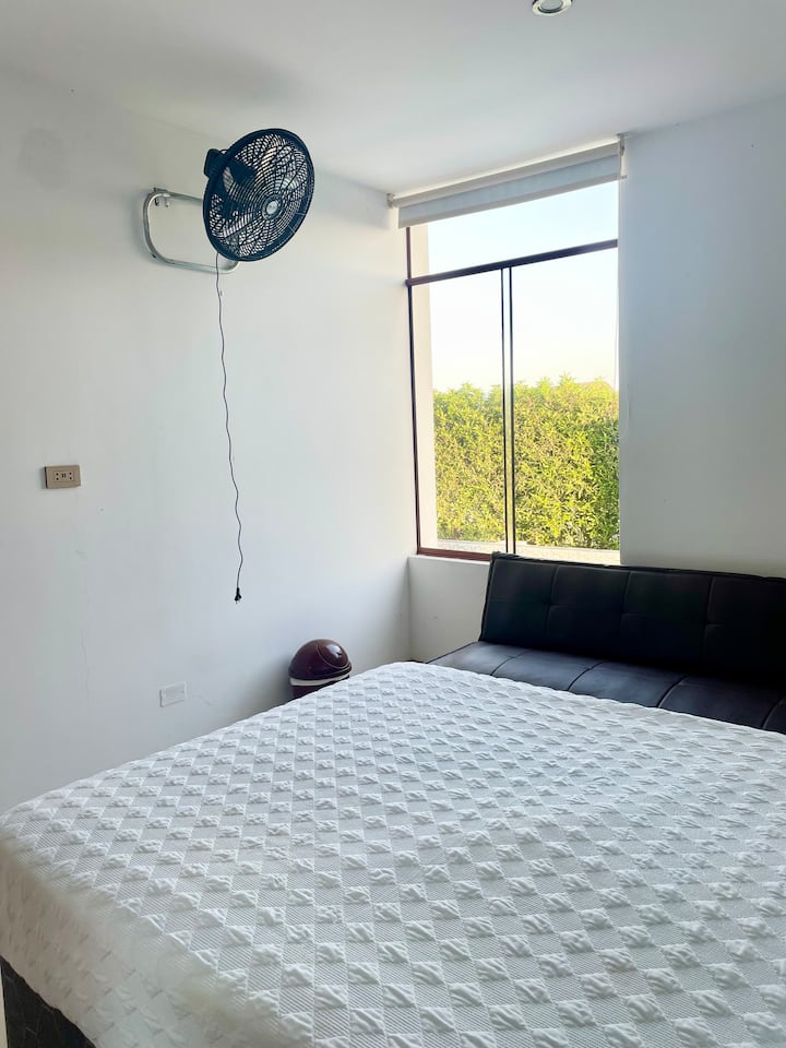 Habitación #5 - Vista al jardín.