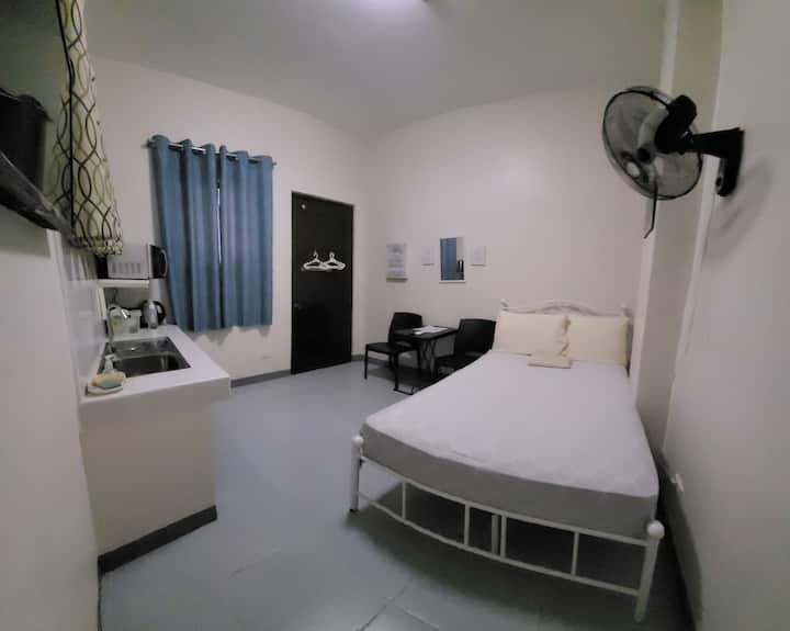 U7_Rental near SM / LRT Masinag Apartments for Rent in Antipolo