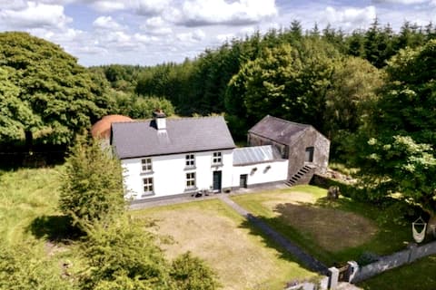 Escape to the Galway Countryside!