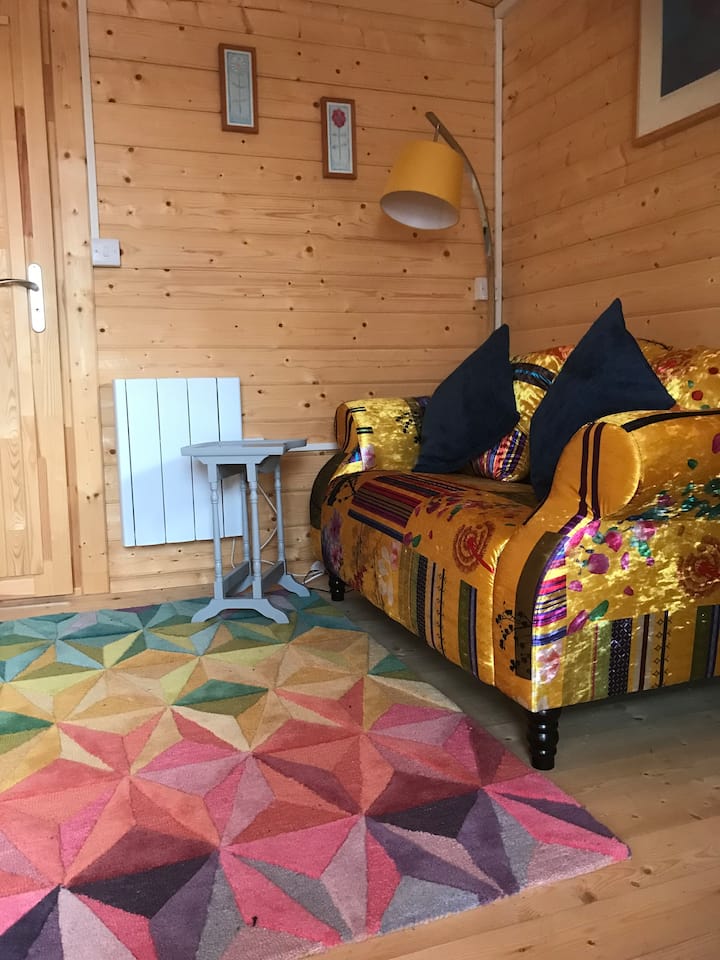 Log Cabin In Tiny Village. - Telford