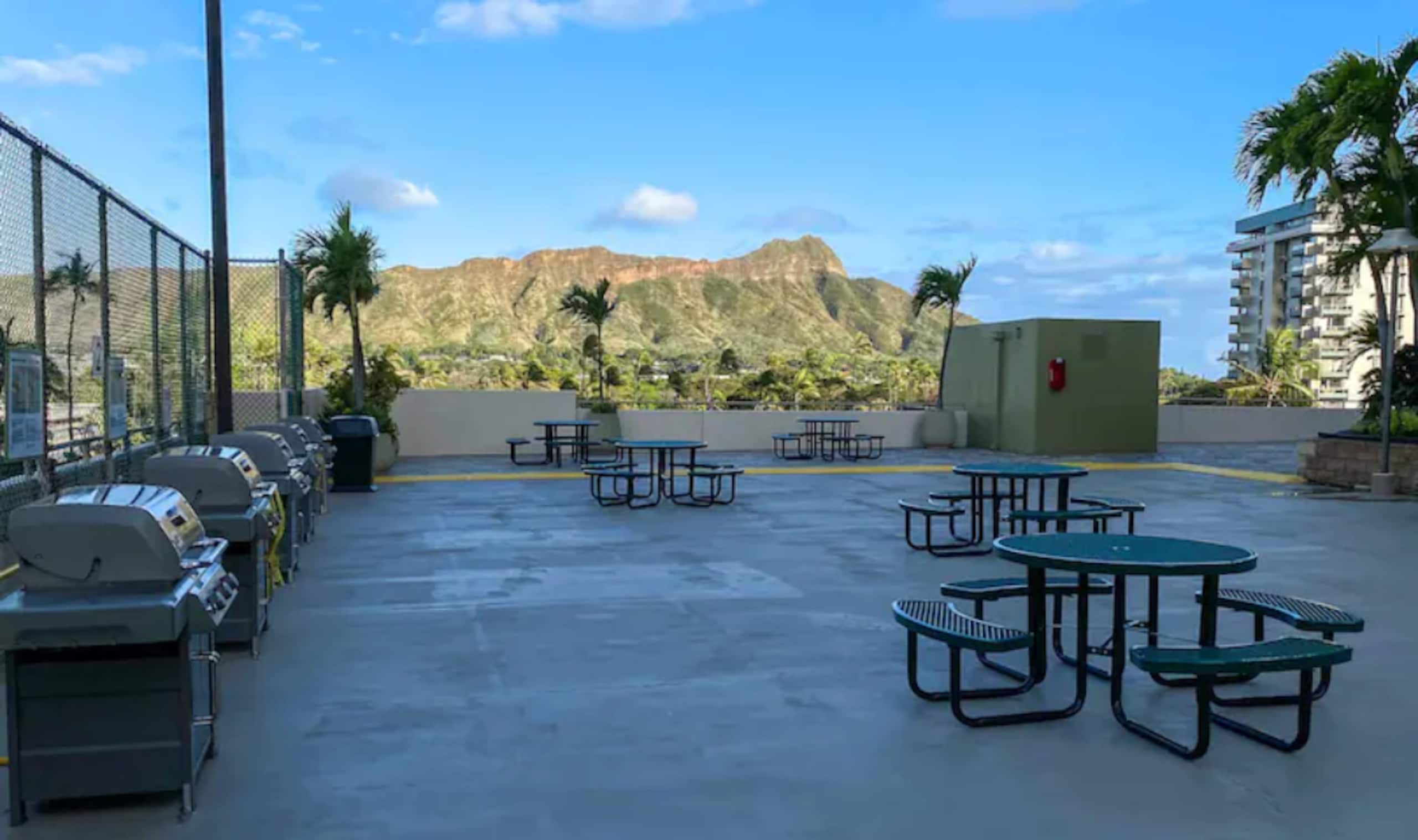 Hotel in Honolulu · ★4.56 · 1 bedroom · 3 beds · 1 private bath - Image 19