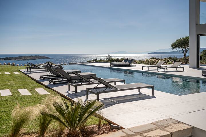 Balanced harmony above the sea: by etouri gallery image 4