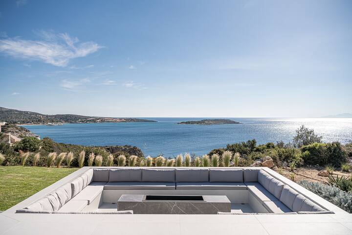 Balanced harmony above the sea: by etouri gallery image 2