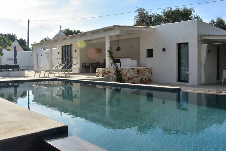 Che Bello Trullo: piscina – jacuzzi – pallavolo