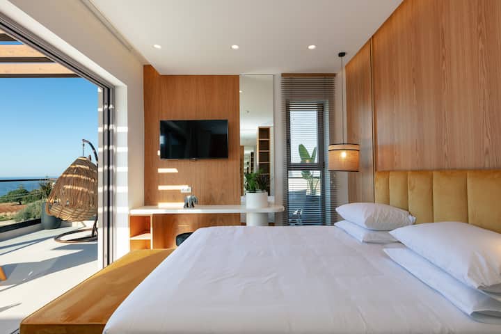 Double bedroom on  first floor enjoying amazing sea views.