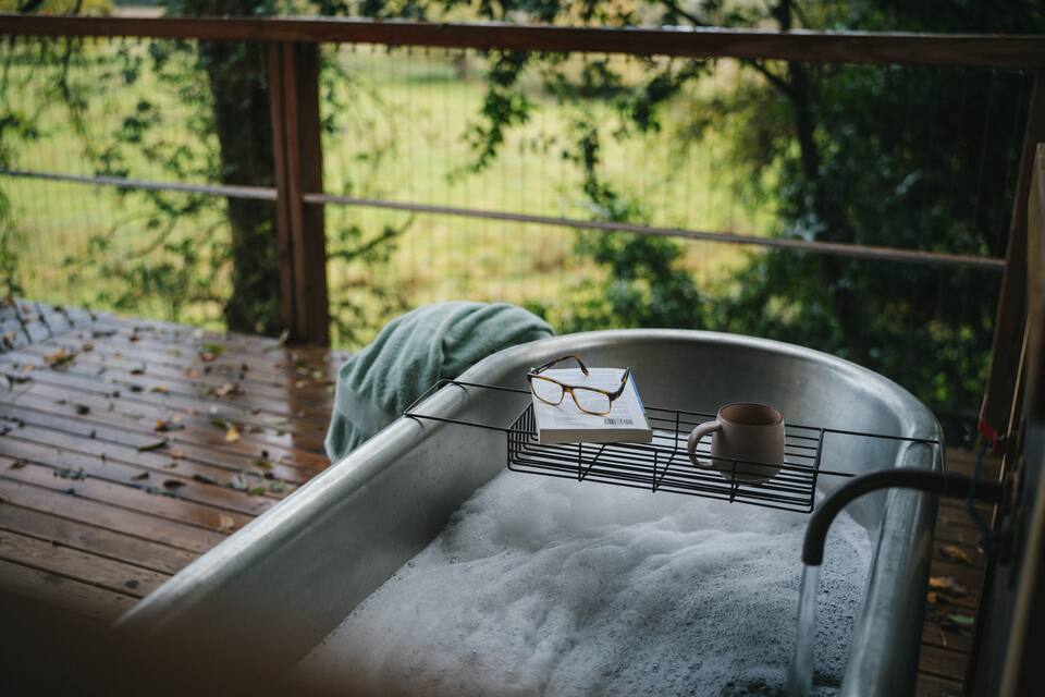 A treehouse for two on an old estate, Elmore, Gloucestershire, United Kingdom, photo 3 of 10