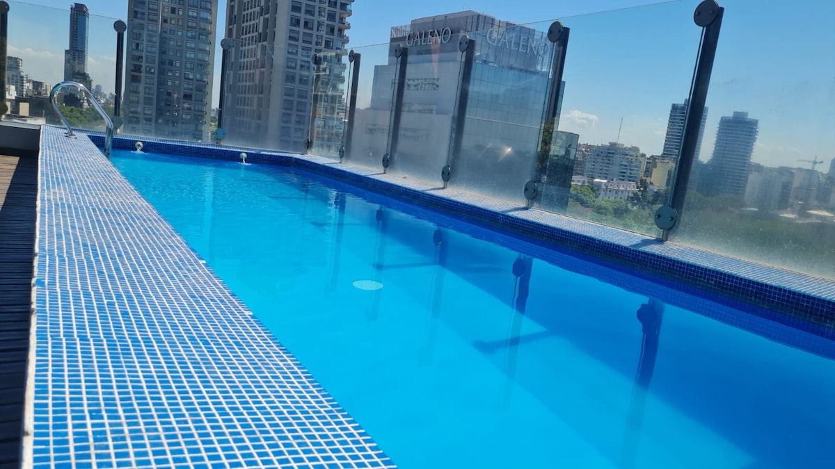 Apartamento com piscina em Palermo