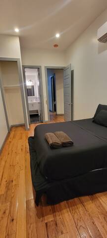 Big and spacious gallery image 3