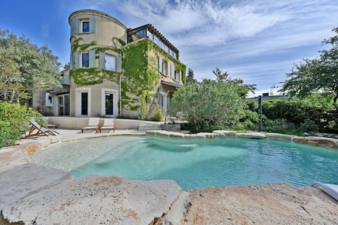 Villa with Pool – 5 min from Avignon
