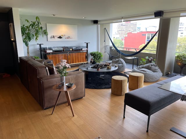 Cozy & illuminated Condesa apt