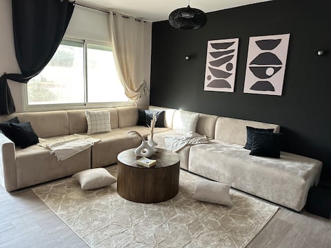 Apartment + pools 4 min beach - High speed wifi