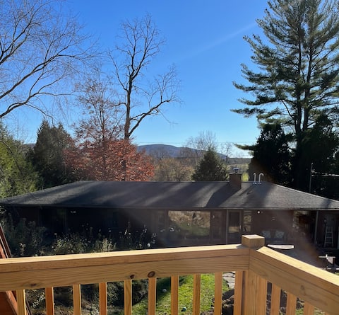 The Nest at Birdland