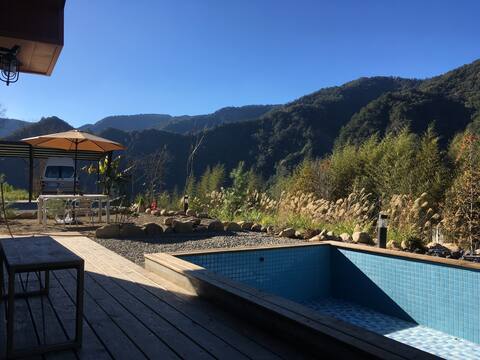 Xiaoshan Qiu B cottage is a private house in the adjacent Ao Wanda National Forest play area, which 