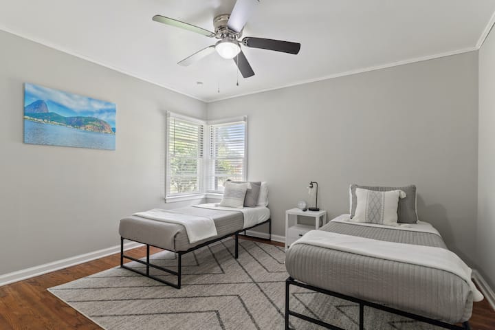 საძინებელი 1