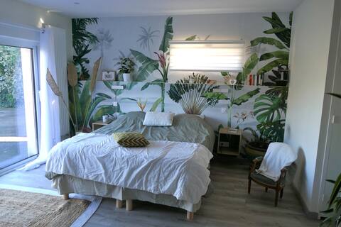 A green setting in Maine