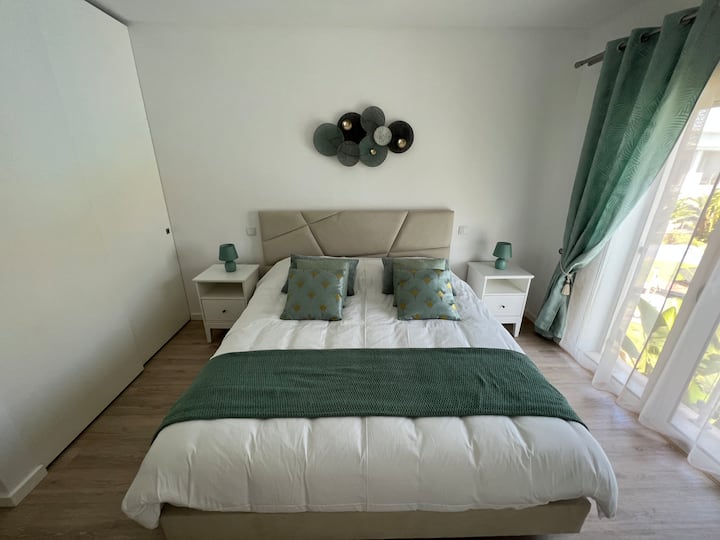 Upstairs bedroom 3 with large 180x200 double bed