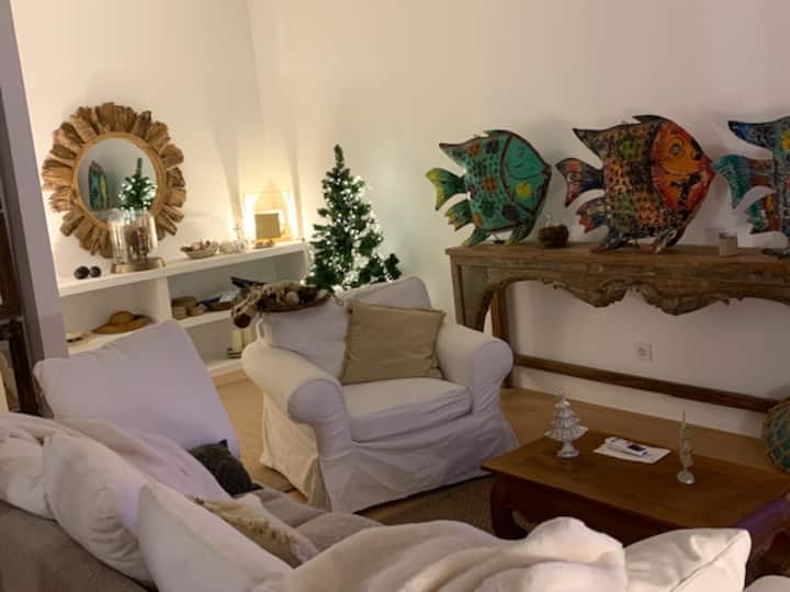 El Nido : Belle Maison De Village Rénovée - L'Escala