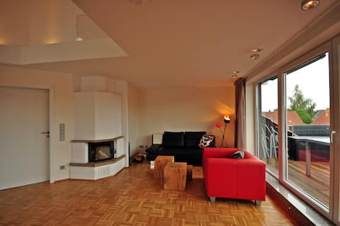 Top performing Airbnb: Spacious attic floor apartment in Bielefeld