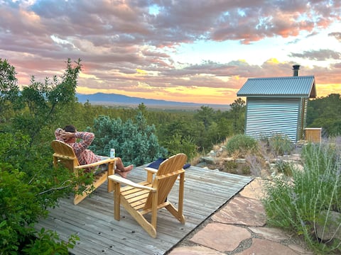 Peaceful Mt Top Earthship Retreat w/ Sauna & Views