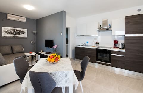Apartment Care 1