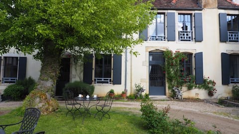 House with Garden in the City Center