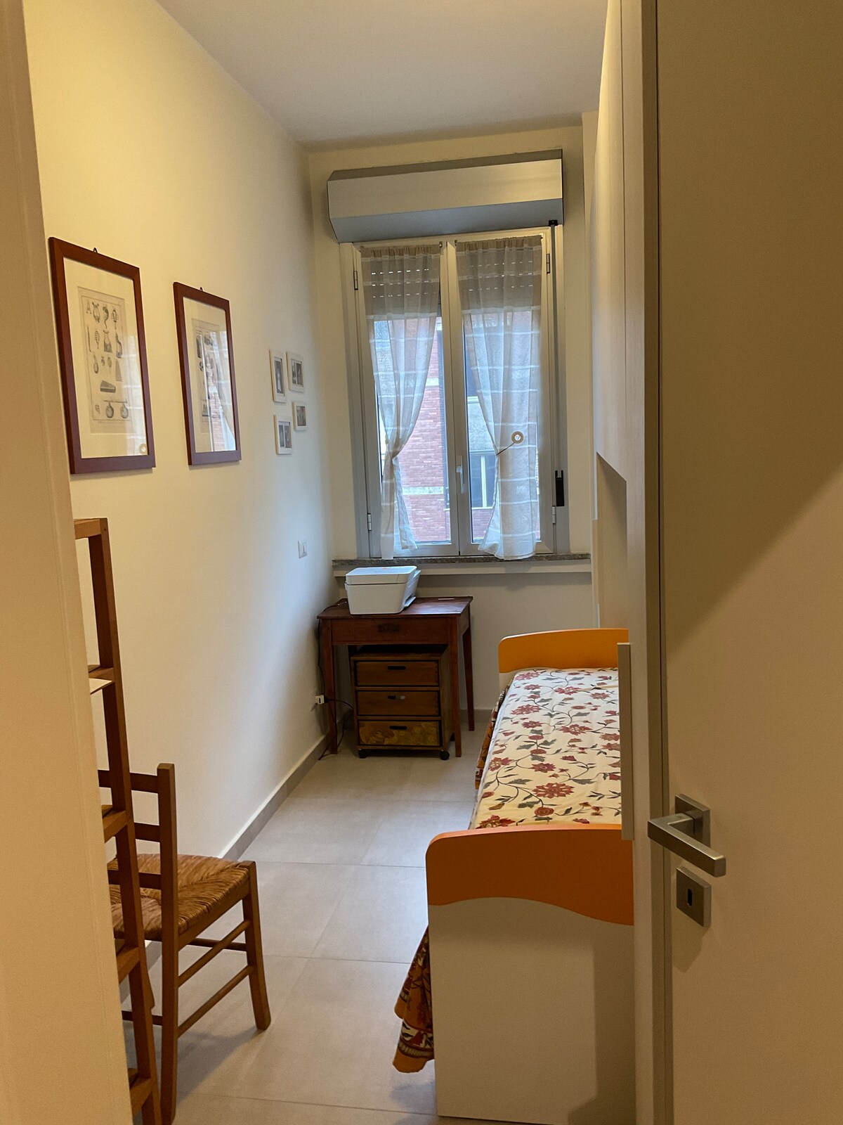 Mala, ali nova i vrlo dobro uređena soba!