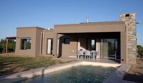 Casa Premium - Finca Rosablanca, Vineyard & Mountain