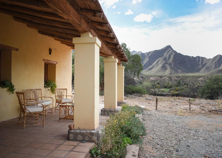 Hosting Finca la Encantada Houses for Rent in Seclantás , Salta