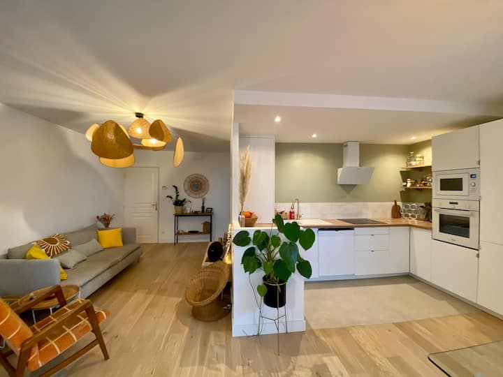 Lovely apartment fully equipped Apartments for Rent in TassinlaDemiLune, AuvergneRhône