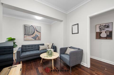 Cooby 6 bedroomx 3 bath-Freo beach Murdoch Uni