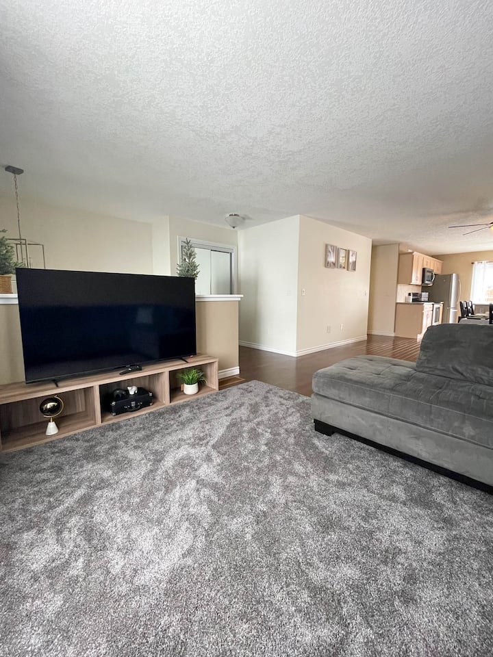 Cozy Home in Quinte West Houses for Rent in Quinte West, Ontario