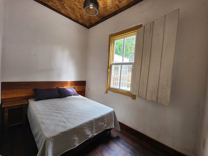 Dhomë gjumi 4