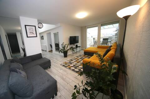 Spacious,  well-equipped apartment overlooking the city