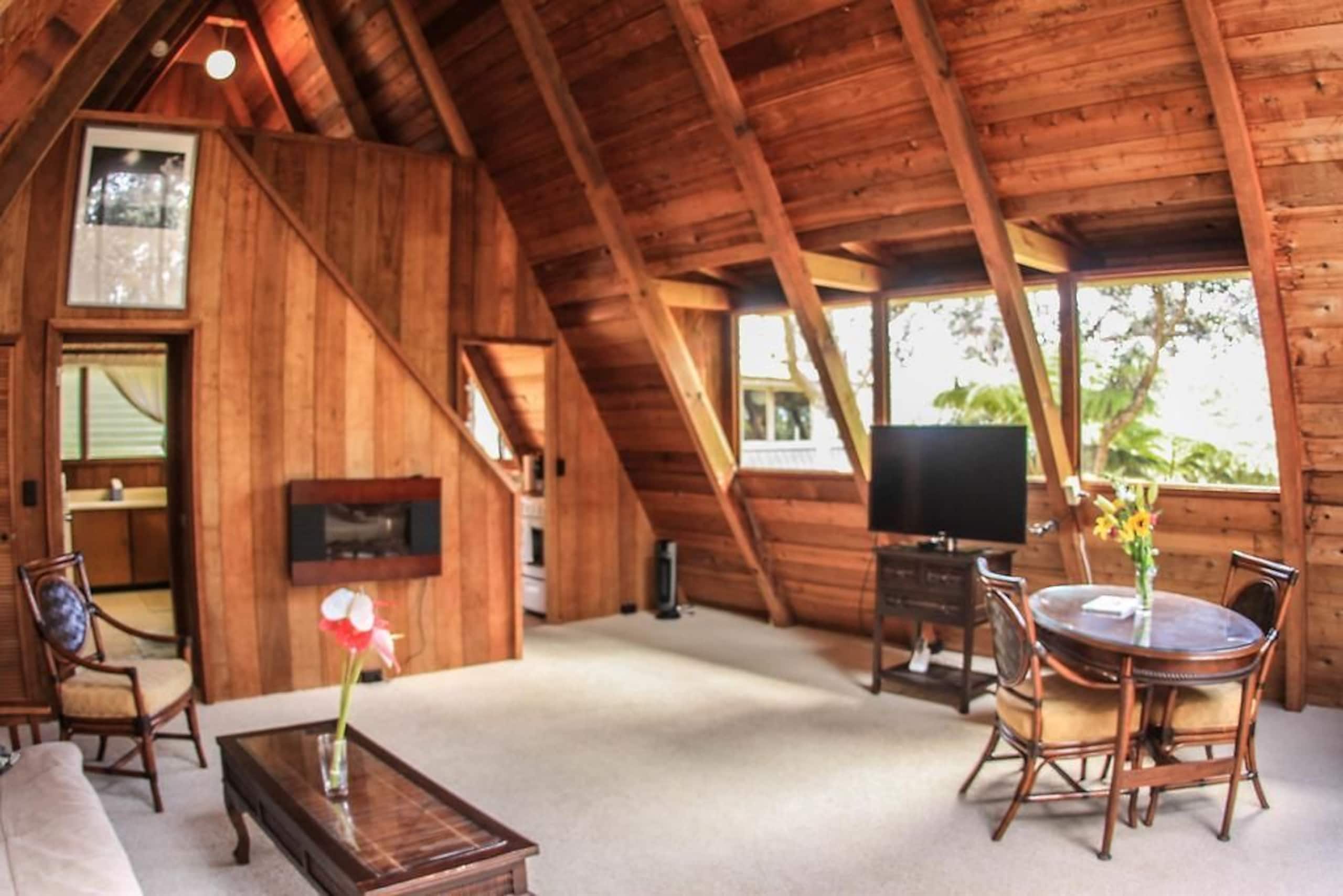 Cabin in Volcano · ★5.0 · 1 bedroom · 2 beds · 1 private bath - Image 7