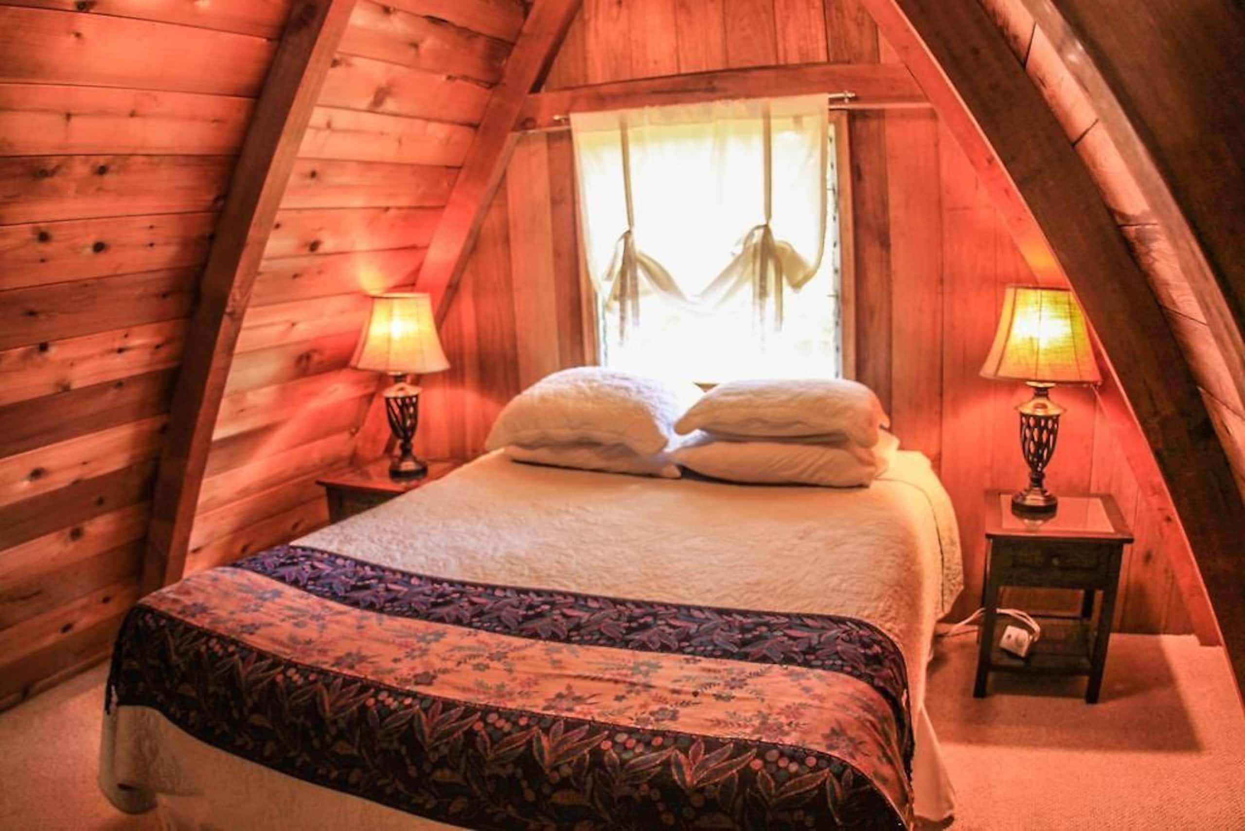 Cabin in Volcano · ★5.0 · 1 bedroom · 2 beds · 1 private bath - Image 21