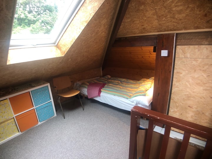 двойно на тавана
