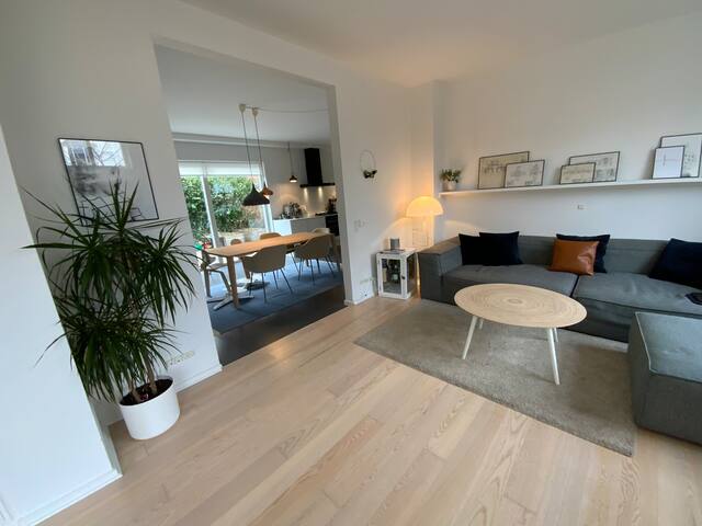 Byhus med fantastisk beliggenhed. gallery image 3