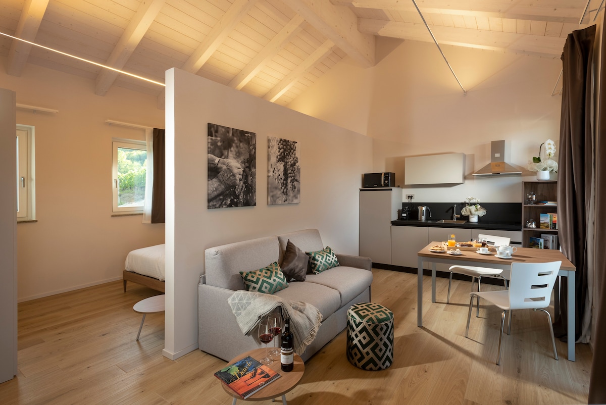 Top Airbnb: Barolo Suite - Borgo Roggeri Country House Langhe in La Morra