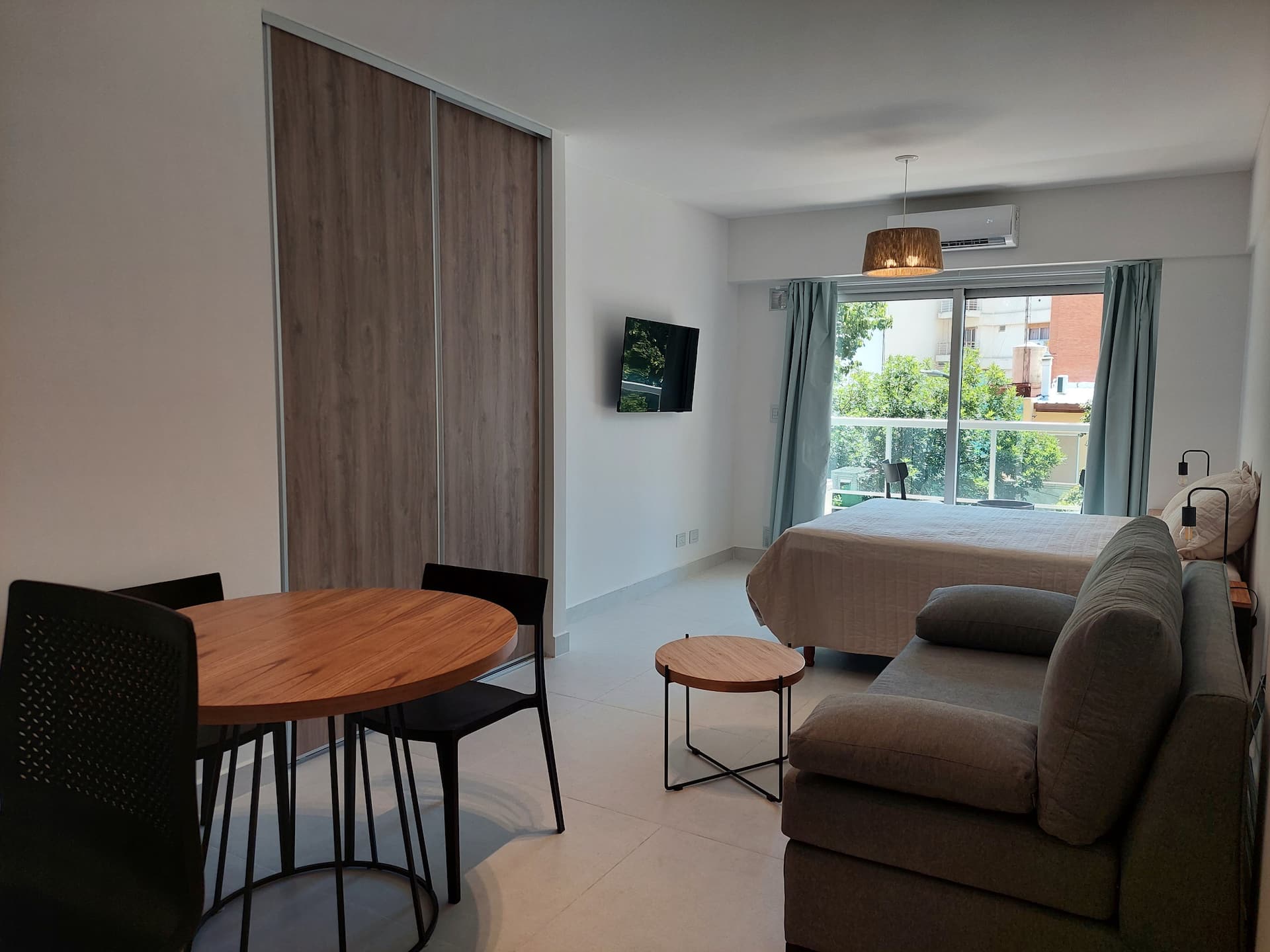 Brand new one-bedroom apartment in Almagro