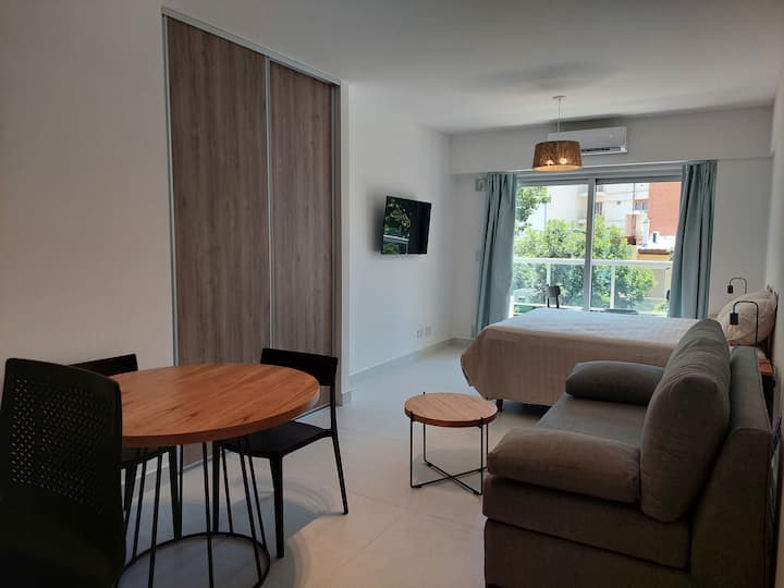 Brand new one-bedroom apartment in Almagro