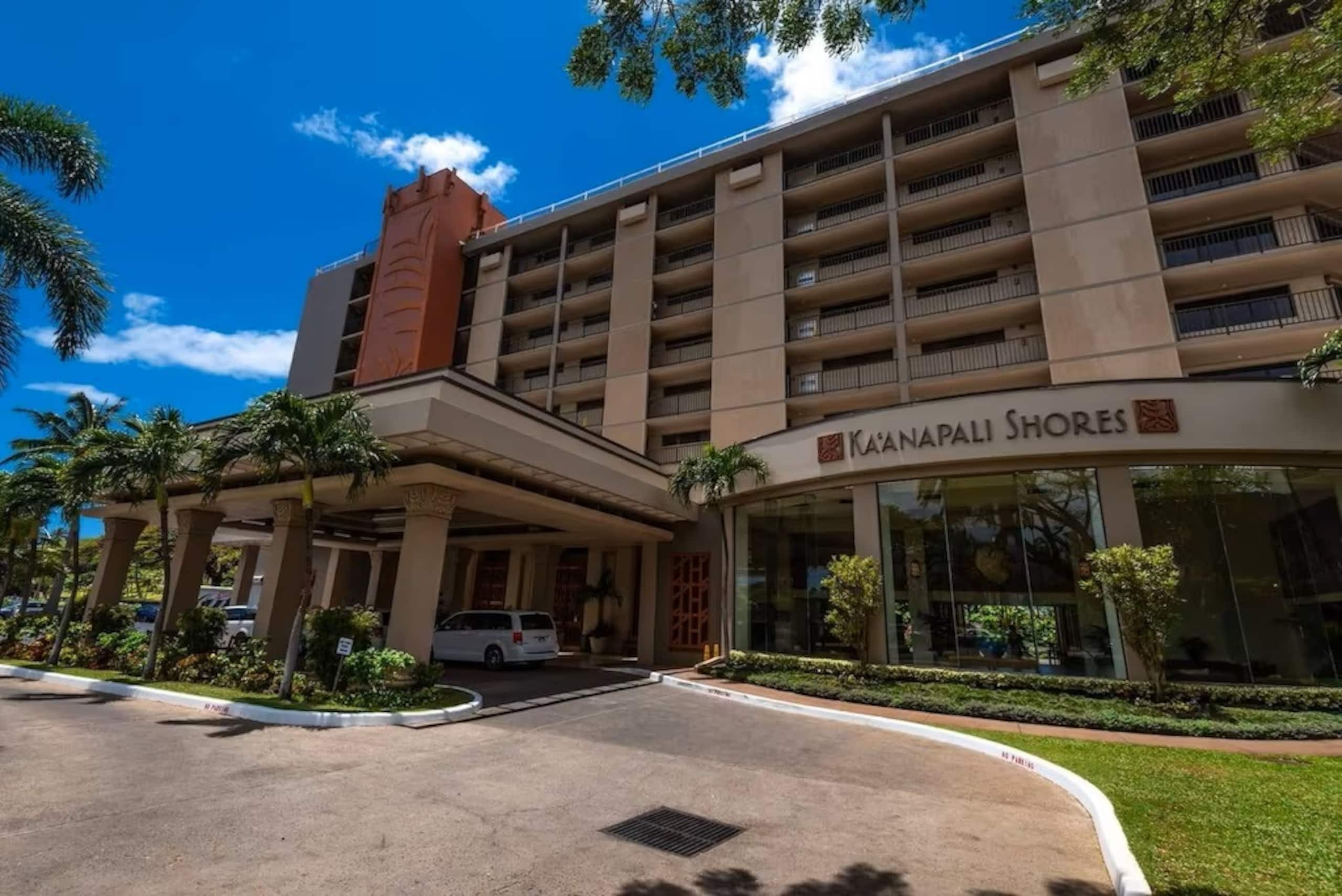 Condo in Lahaina · ★4.9 · 1 bedroom · 3 beds · 1 bath - Image 21
