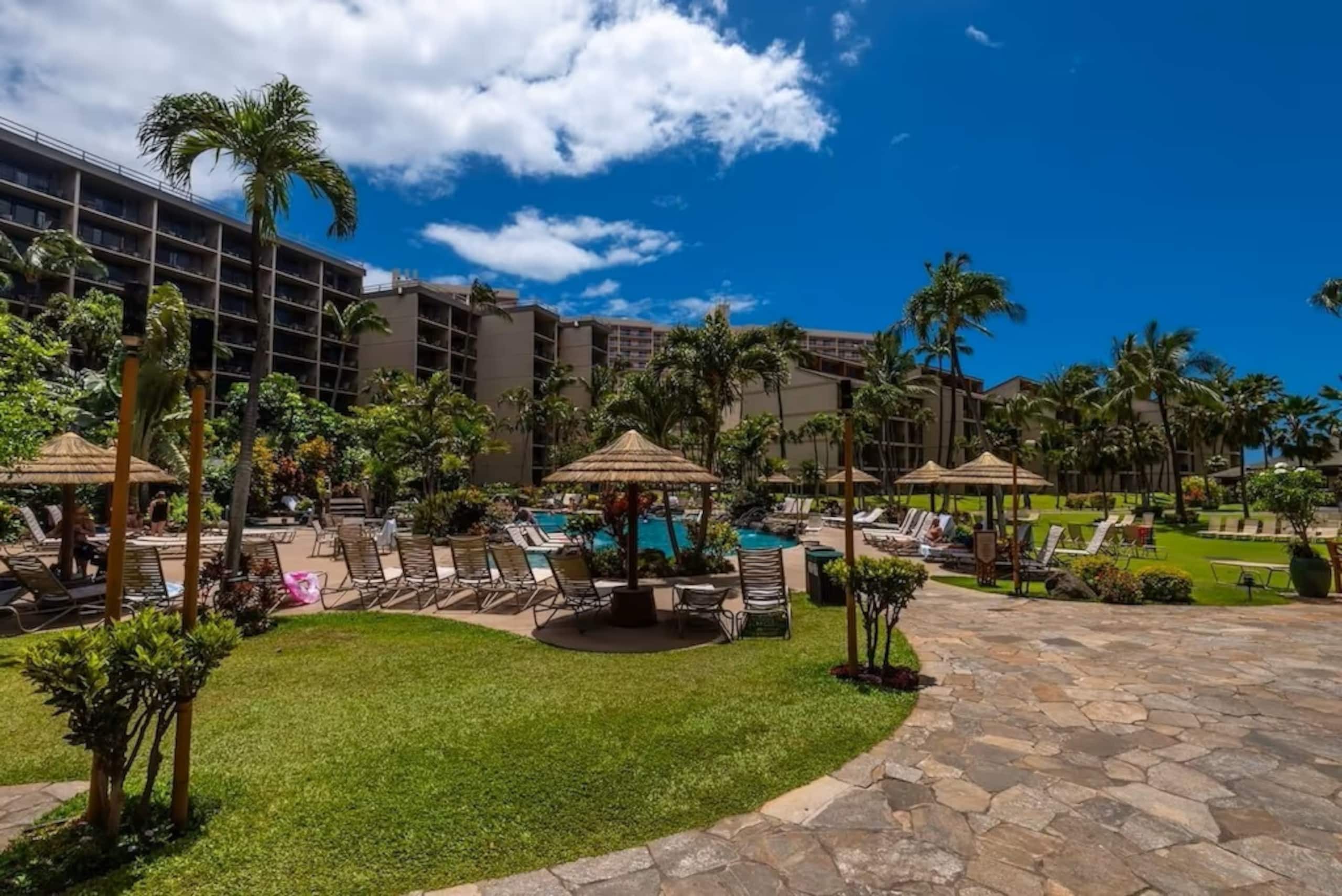 Condo in Lahaina · ★4.9 · 1 bedroom · 3 beds · 1 bath - Image 22