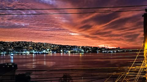 Enjoy  VALPARAÍSO,  from Cerro Barón