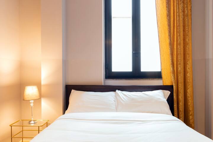 Lussuoso otto posti letto in Duomo gallery image 5