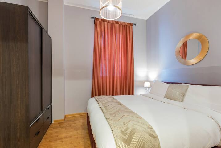 Lussuoso otto posti letto in Duomo gallery image 4