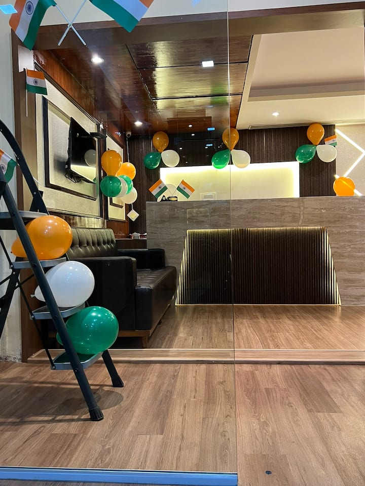 THE AZURE Hotel corporativo de lujo Airbnb