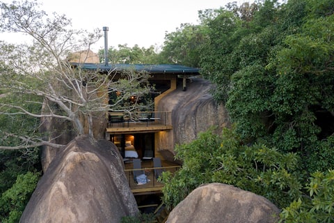 Tussenklip Honeymoon Suite @ The Fig Tree House